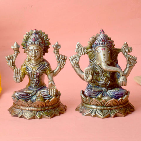 4.9 Inch Brass Lakshmi Ganesha Idol – A Divine Symbol of Blessings, featuring Goddess Lakshmi and Lord Ganesha in intricate brass craftsmanship, perfect for spiritual home decor and temple offerings. No.1 Brass Idol Store www.satvikstore.in 