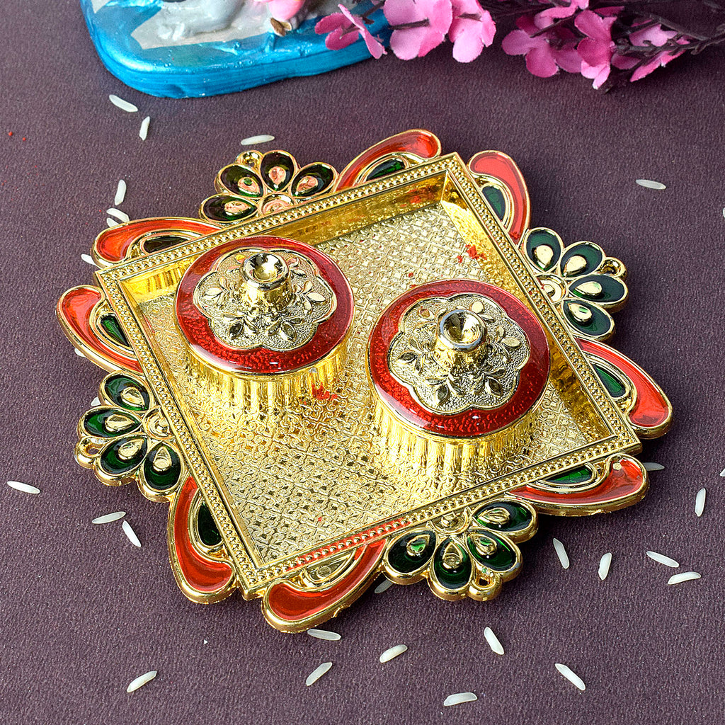 Intricately designed kumkum holder adorned with traditional patterns, ideal for pooja rituals and adding a touch of cultural elegance to spiritual ceremonies. India’s Largest Pooja Accessories Brand – www.satvikstore.in 