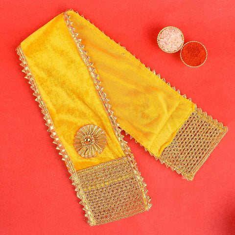 Premium yellow Angvastra Patka Dupatta designed for temple visits and religious rituals, made from high-quality fabric for traditional spiritual wear. India’s Largest Pooja Accessories Brand – www.satvikstore.in