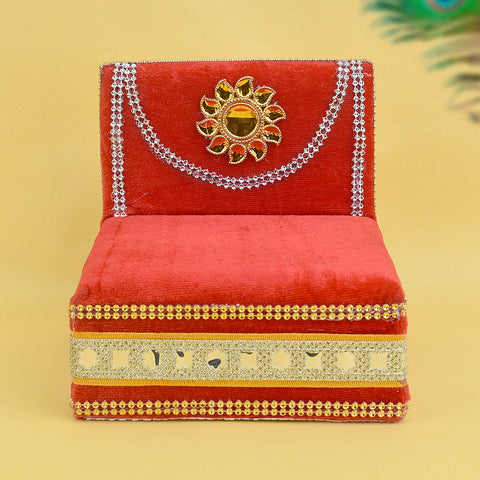 Divine Embrace Velvet Sleeping Bed Small for Laddu Gopal – India’s Largest Pooja Accessories Brand – www.satvikstore.in
